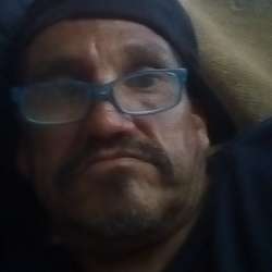 Gil562bert's Chat & Dating Profile