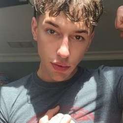 HamilLogan's Chat & Dating Profile