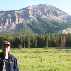 Hiker's Chat & Dating Profile