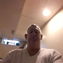 Jimmyhg's Chat & Dating Profile
