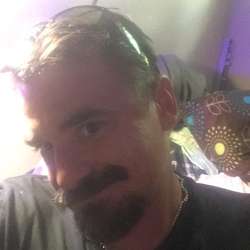 Jonnylovescock's Chat & Dating Profile