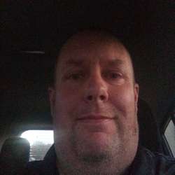 Longviewbttm's Chat & Dating Profile
