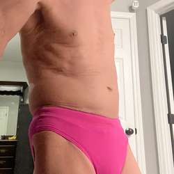 Lovepink's Chat & Dating Profile