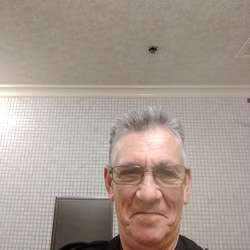 Luvatarim's Chat & Dating Profile