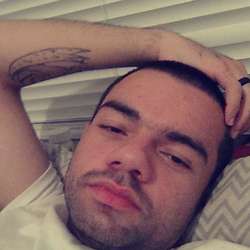 Puertalian213's Chat & Dating Profile