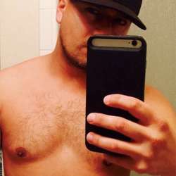 Rutylenol's Chat & Dating Profile