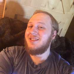 Ryan1994's Chat & Dating Profile