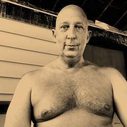 ScottGJ's Chat & Dating Profile