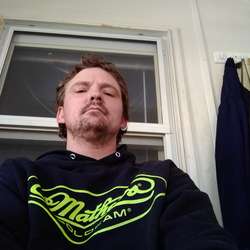 Tommyboy118's Chat & Dating Profile