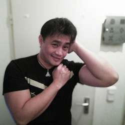 Xris2pher's Chat & Dating Profile