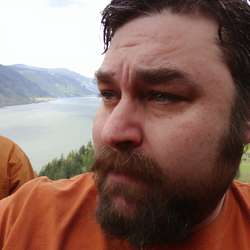 booms's Chat & Dating Profile