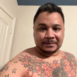 iGerri's Chat & Dating Profile