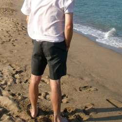 shortsboys's Chat & Dating Profile