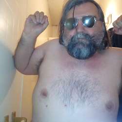 whitebottomchub5's Chat & Dating Profile
